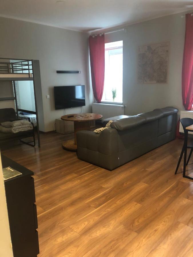 Apartament Srodmiescie 1 Sypialnia Oraz 1 Salon Wałbrzych Eksteriør bilde