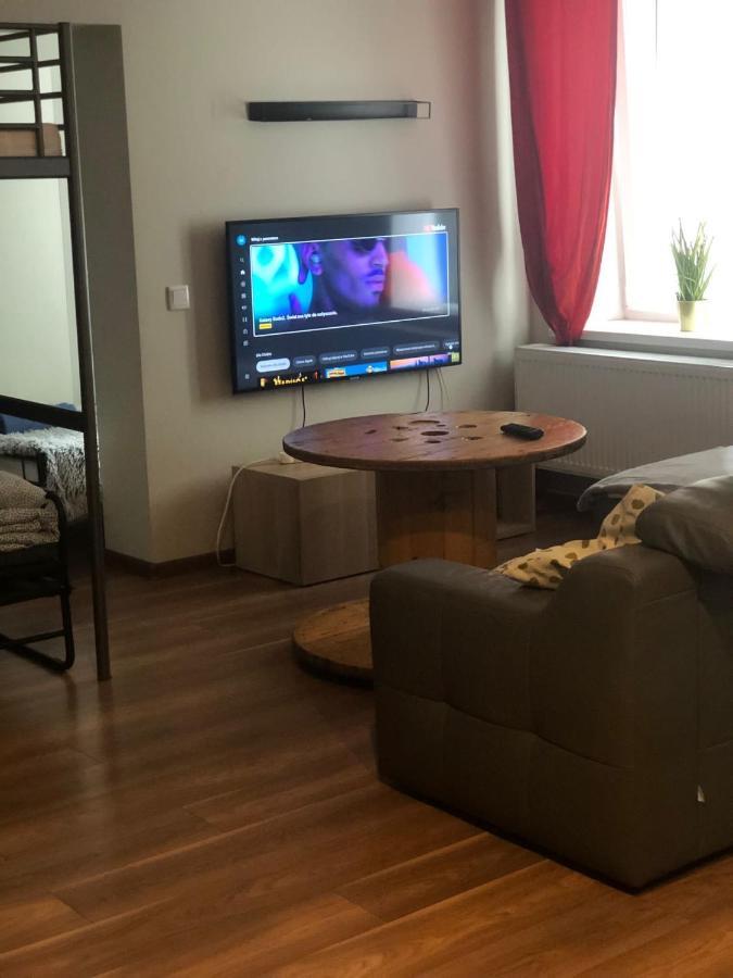 Apartament Srodmiescie 1 Sypialnia Oraz 1 Salon Wałbrzych Eksteriør bilde